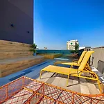 Studio novo a 5 min da Av Paulista e ao lado do metrô, com Wifi, Academia e Piscina na Cobertura - vn1003